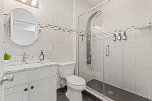 Jetted tub, hair dryer, towels, soap