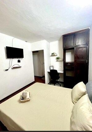 1 bedroom, free WiFi, bed sheets - Apartaestudio Ideal Para Viajeros ¡a 5 min del Centro de Pereira! (Pereira)