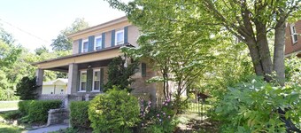 Broadway Cottage - Convenient Location!