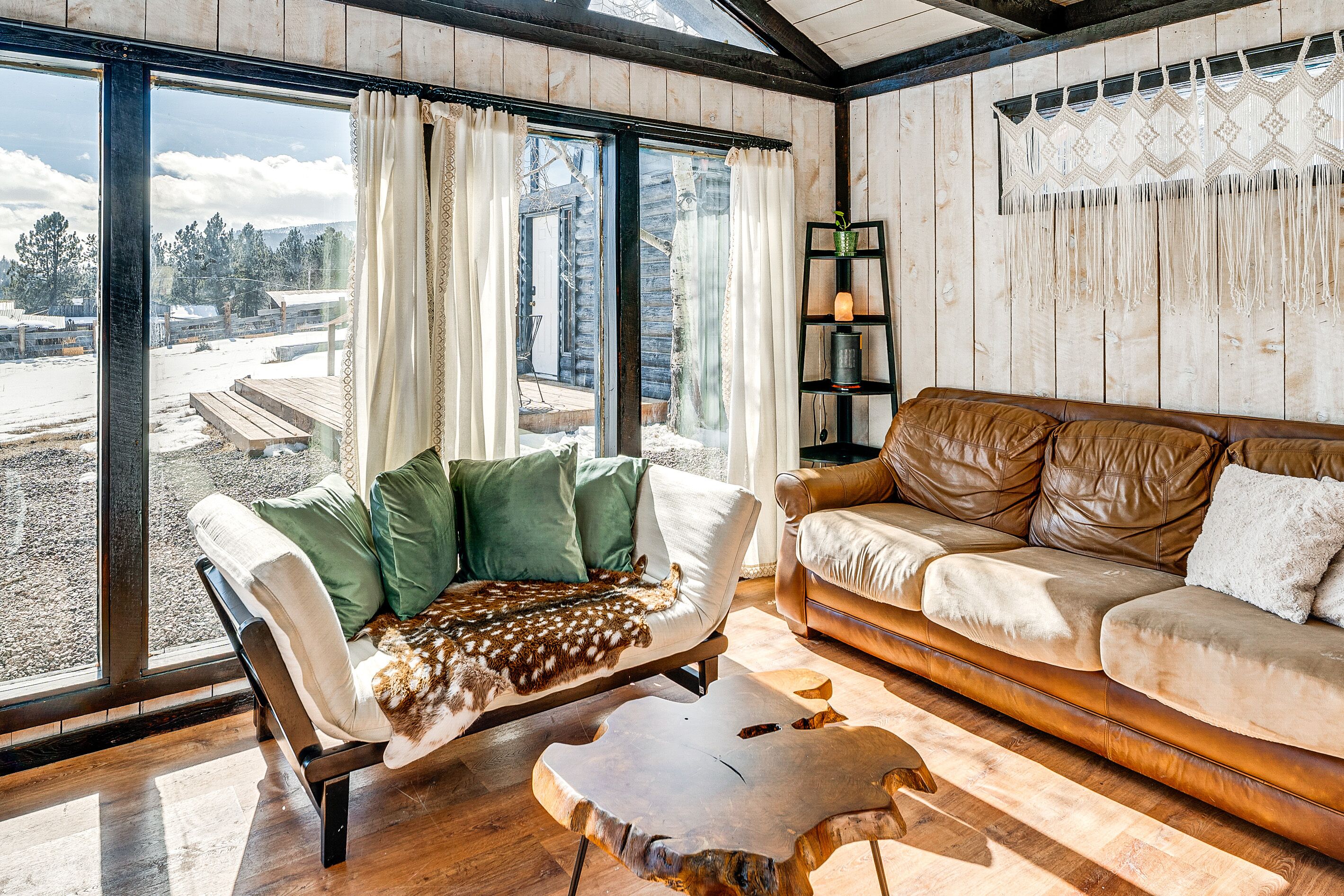 Pet-friendly Guffey Vacation Rental W/ Deck! - Colorado