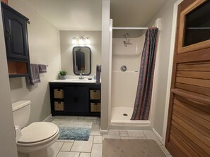 Shower, hair dryer, towels, soap - SKANDIA GUEST SUITE BAYFIELD'S BEST! (Bayfield)