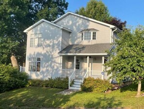 Exterior - SKANDIA GUEST SUITE BAYFIELD'S BEST! (Bayfield)