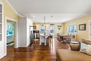 Smart-tv, videospil, dvd-afspiller, bøger