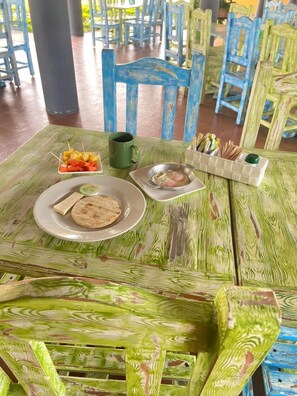 Free daily continental breakfast