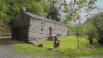 Cottage | Exterior