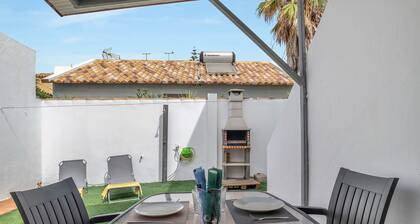 Ferienhaus 'Casa Rafael' mit Meerblick, WLAN und Klimaanlage