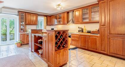 Vacation Home "Ilios County House" with Sea View, Private Terrace & Wi-Fi