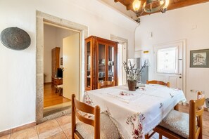 Dining - Holiday Home 'Oldstone Cottage' with Sea View, Private Terrace and Wi-Fi (Corfu)