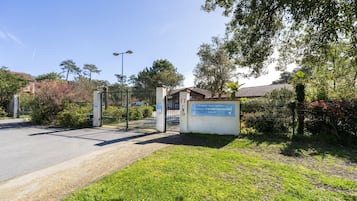 Enceinte de lâhĂ©bergement