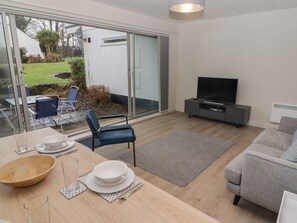 Living area - 23 Coedrath Park (Saundersfoot)