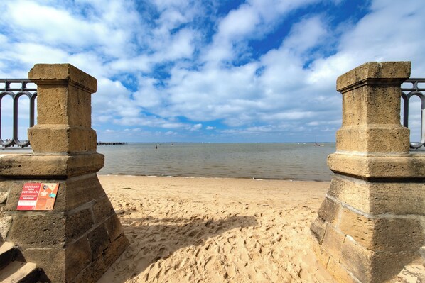 Vlak bij het strand