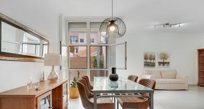 Vacation Home 'Cia Molina' with Private Terrace and Wi-Fi