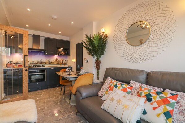 Living area - Beach Retreat (Seaford)