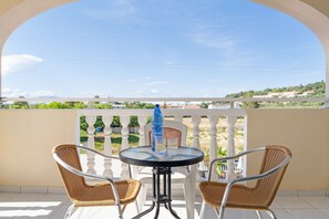 Outdoor dining - Studio 'Sandy Maria Studio 304' with Shared Pool, Wi-Fi (Zante)