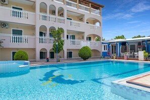 Pool - Studio 'Sandy Maria Studio 402' with Shared Pool, Wi-Fi (Zante)
