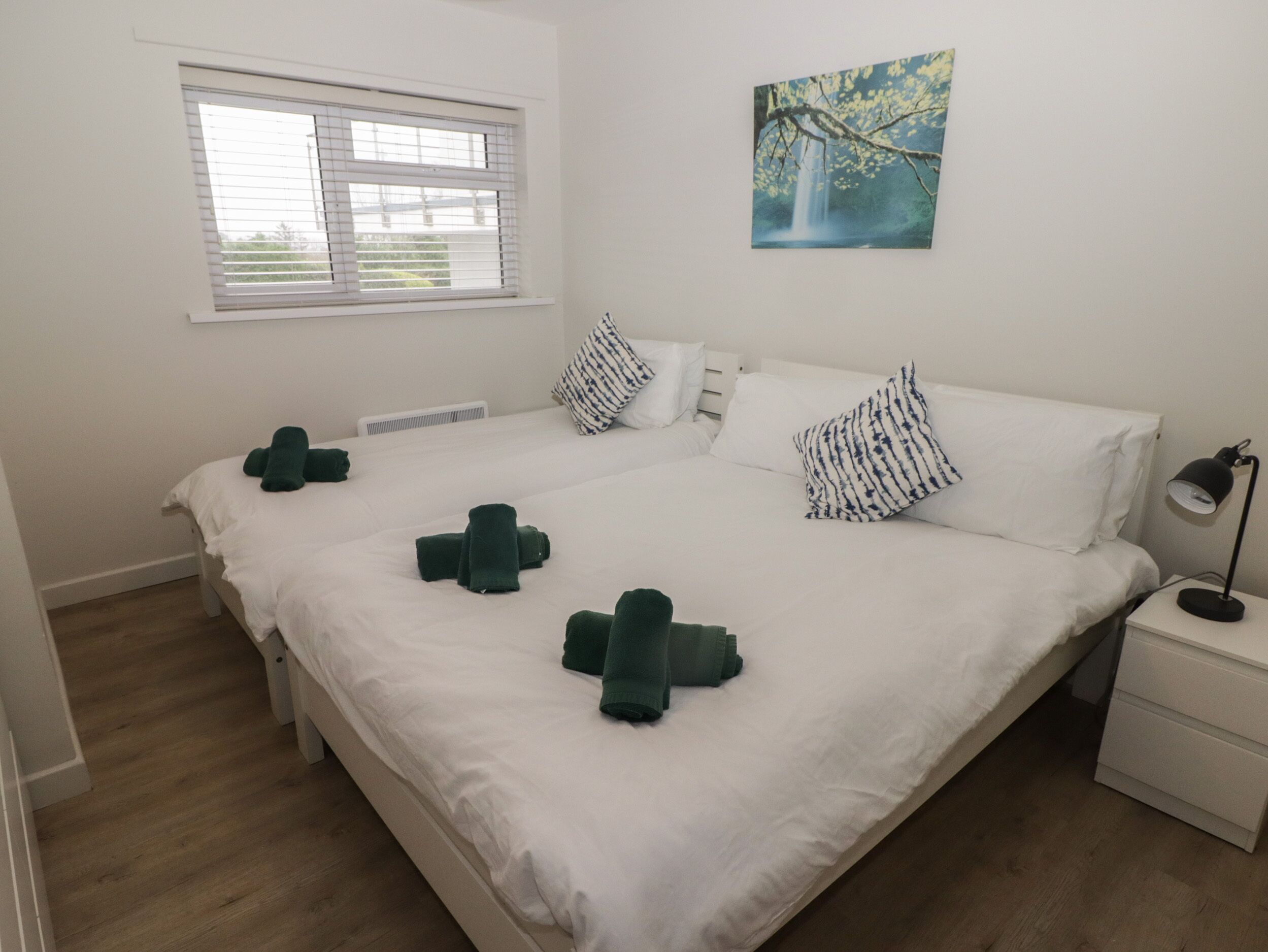 2 bedrooms, individually decorated, individually furnished, free WiFi