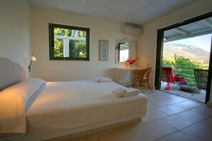 2 bedrooms, iron/ironing board, free WiFi, bed sheets - Villa 'Telina Ideales Resort' with Sea View, Wi-Fi and Air Conditioning (kefalonia)