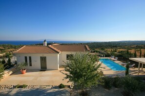 Exterior - Villa 'Linatela Ideales Resort' with Sea View, Wi-Fi and Air Conditioning (kefalonia)