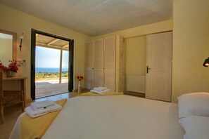 2 bedrooms, iron/ironing board, free WiFi, bed sheets - Villa 'Mataki Ideales Resort' with Sea View, Wi-Fi and Air Conditioning (kefalonia)