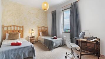 2 Schlafzimmer, Bügeleisen/Bügelbrett, kostenloses WLAN, Bettwäsche