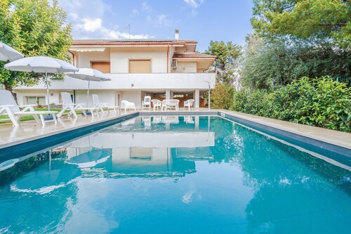 Holiday Home 'Zacchitella Garden House' with Private Pool, Wi-Fi and Air Conditioning