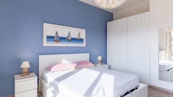 1 Schlafzimmer, Bügeleisen/Bügelbrett, Bettwäsche