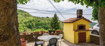 Holiday Home 'Africo Con Vista' with Mountain View, Private Garden and Balcony