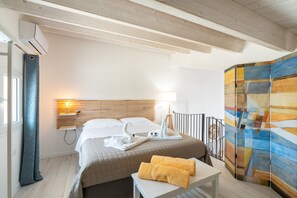 3 chambres, fer et planche à repasser, Wi-Fi gratuit, draps fournis