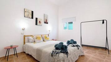 2 bedrooms, free WiFi, bed sheets