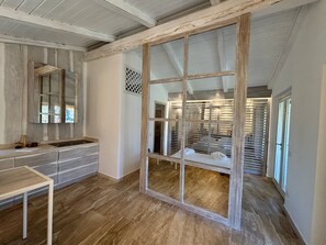 1 bedroom, free WiFi, bed sheets - Villa 'Petra D'arana' with Mountain View, Wi-Fi and Air Conditioning (Palau)