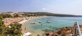 Holiday Home 'Rose's House' with Lateral Sea View, Private Terrace and Private Garden