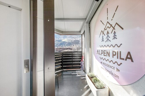 Studio 'Alpen Pila Residence - 3' avec vue sur les montagnes, Wi-Fi et climatisation