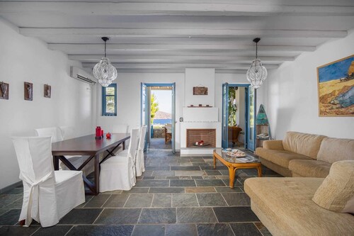 Holiday Home 'Almira' with Private Terrace, Balcony and Air Conditioning
