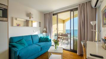 Televisie en een tafeltennistafel