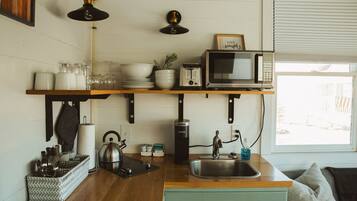 Micro-ondes, grille-pain