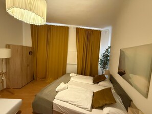 1 bedroom, WiFi, bed sheets