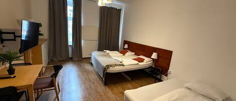 1 bedroom, WiFi, bed sheets