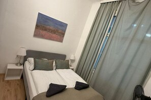 2 bedrooms, WiFi, bed sheets