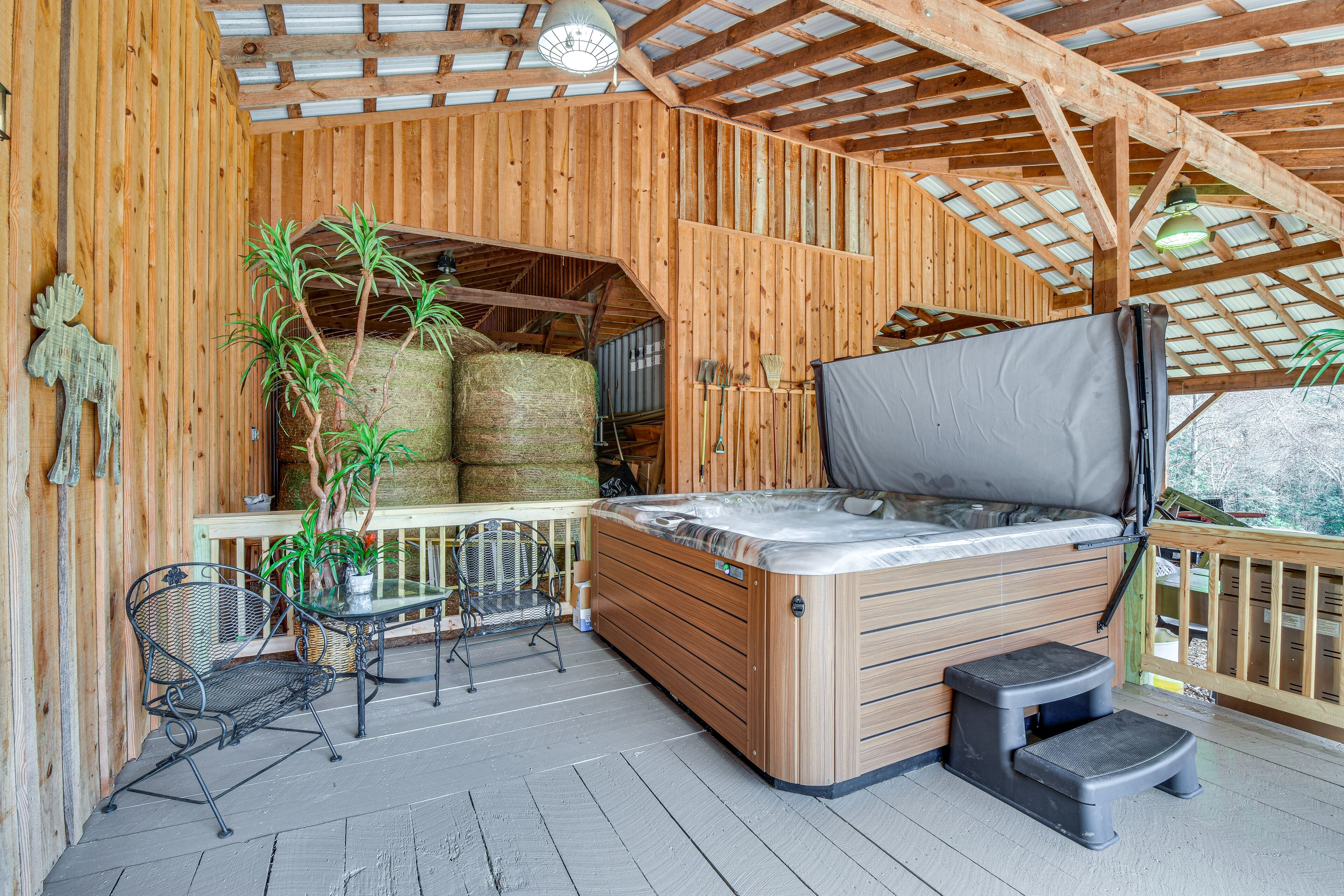 室內 SPA 浴池