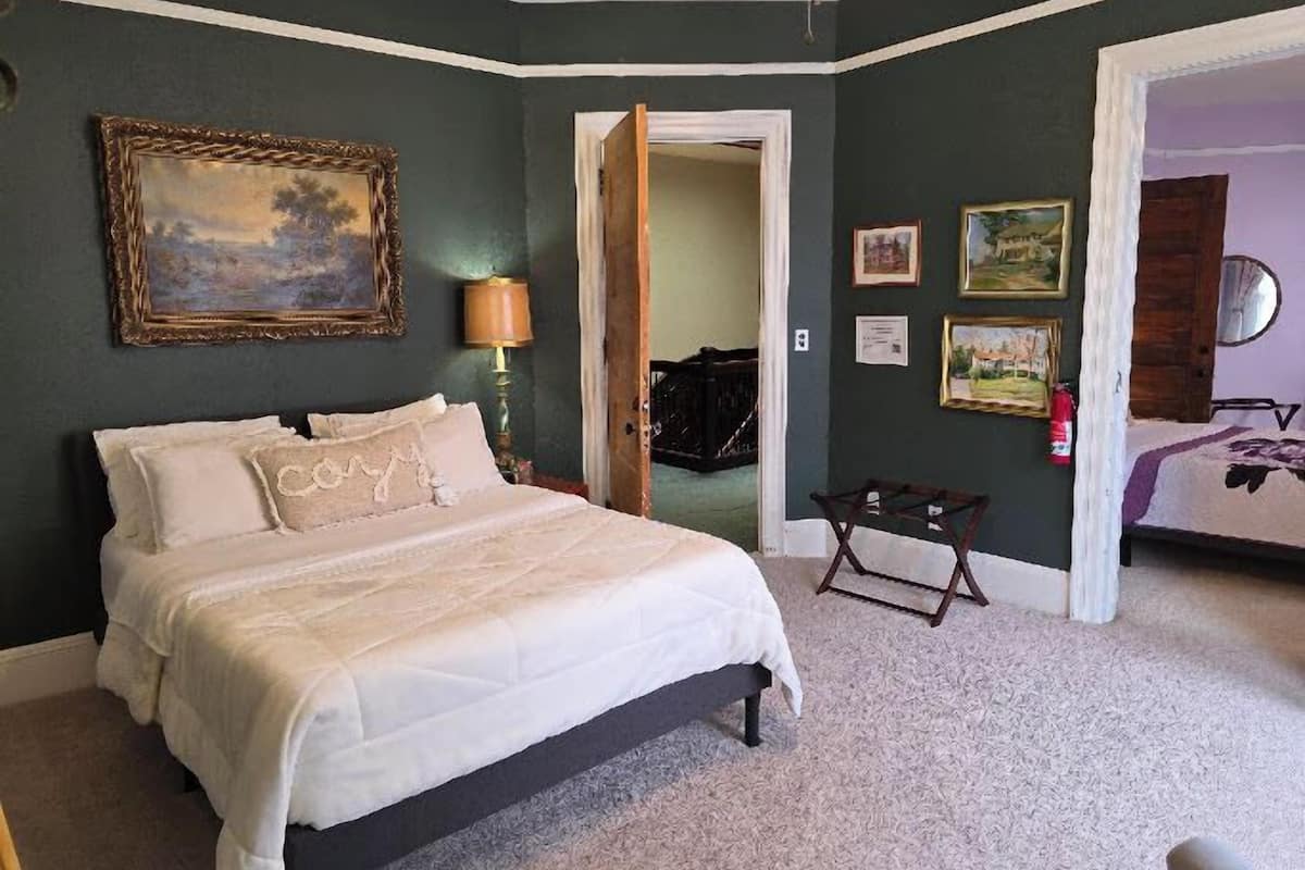 Family Room, 2 Queen Beds, Connecting Rooms