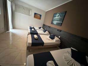 1 bedroom, iron/ironing board, free WiFi, bed sheets - Apartment 28: One-Bedroom Apartment near St. Julian's (Saint Julian's)