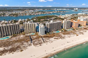 Unclassified image, 3 of 33, button - Perdido Dunes 30 2/2 sleeps 6 (Orange Beach)