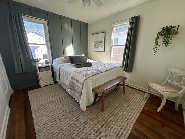 3 bedrooms, iron/ironing board, travel cot, WiFi