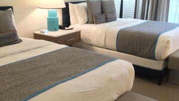 1 bedroom, in-room safe, desk, iron/ironing board