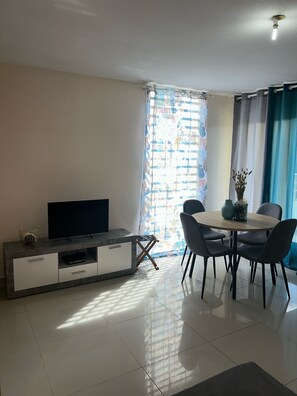 Living area - Théïssa (Le Gosier)