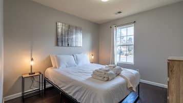 4 dormitorios, tabla de planchar con plancha, wifi gratis y ropa de cama