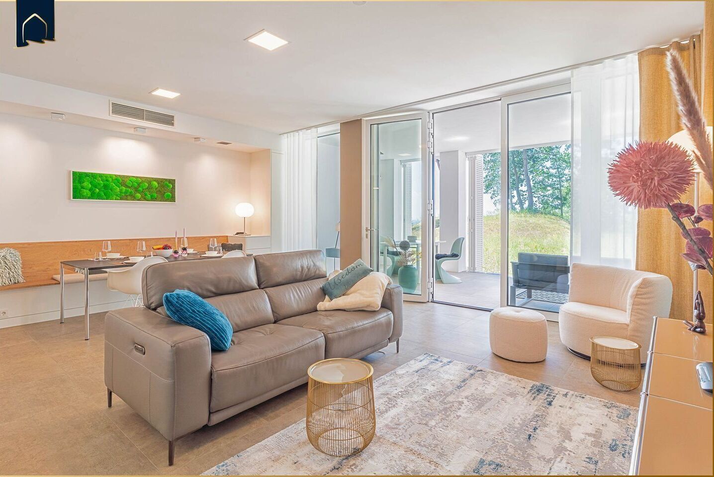 Fernseher, Stereoanlage