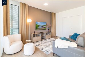 Televisión y estéreo 