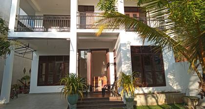 Madiha/Kambuugamuwa-Sri lanka-luxury House-Tropical Travelogue ltd