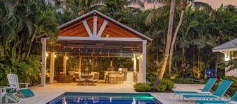 Historical Residence / Heated Pool / Beach Proximity / Heron Key / RESlDENCES